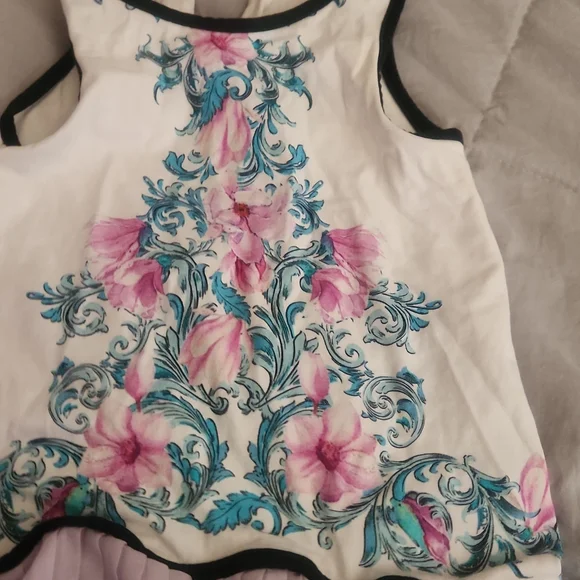 BEAUTIFUL BABY GIRL FASHION SUMMER SLEEVELESS DRESS. - Picture 3 of 9